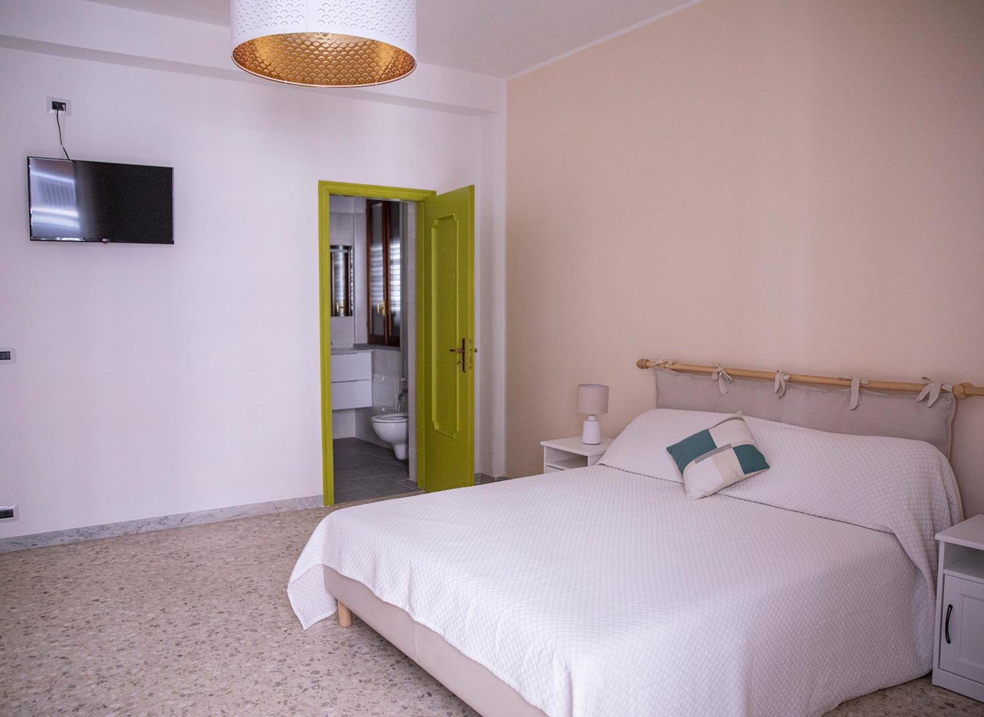 Green Rooms Барі Екстер'єр фото
